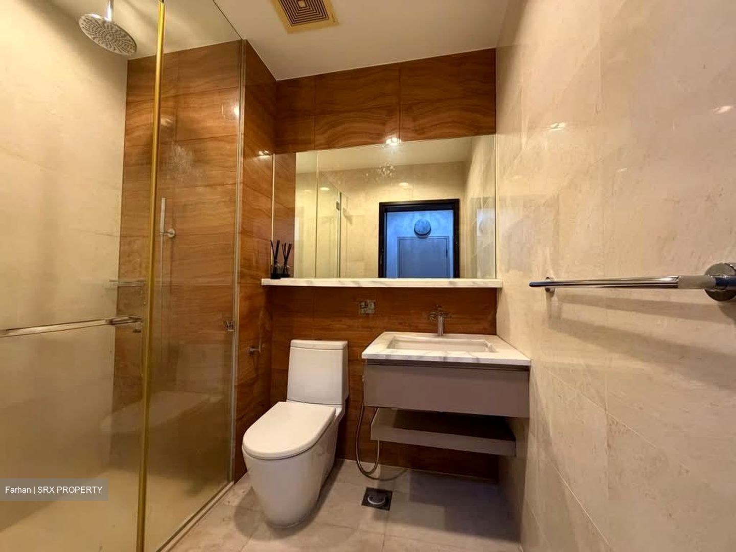euHabitat (D14), Condominium #569988861